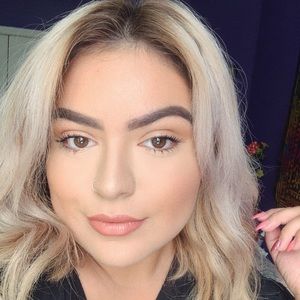 Meet your Posher, Karina